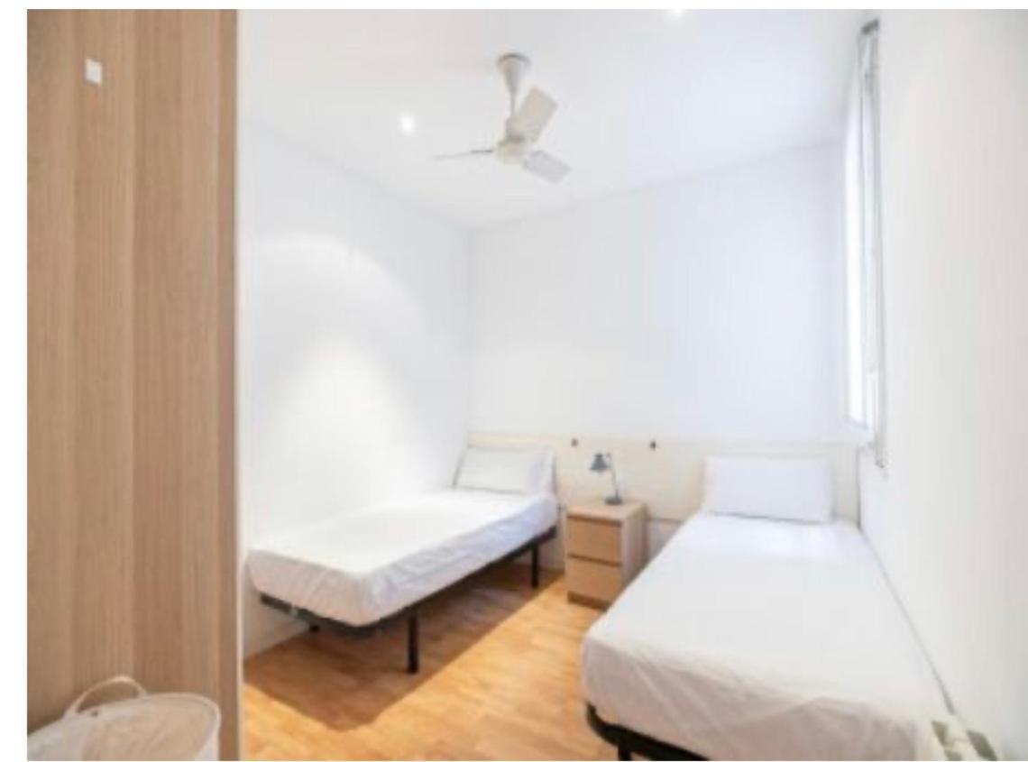 Appartement Apartamento Elyo à Barcelone Extérieur photo