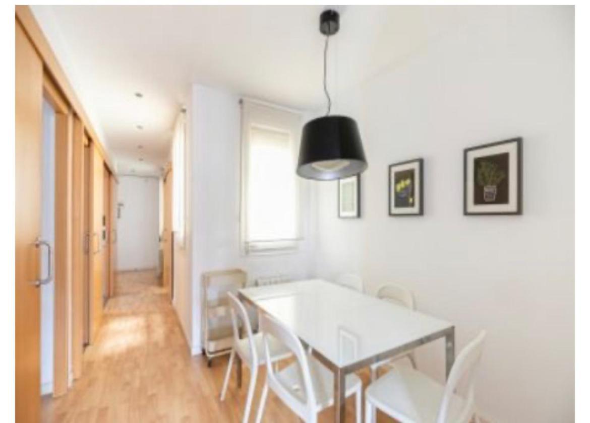 Appartement Apartamento Elyo à Barcelone Extérieur photo